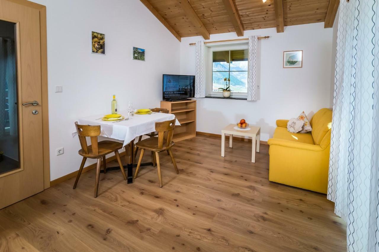 Mareinhof - Urlaub Auf Dem Apfelbauernhof Apartment Parcines Luaran gambar